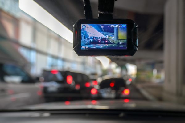 How Dash Cams Protect Drivers and Improve Fleet Safety